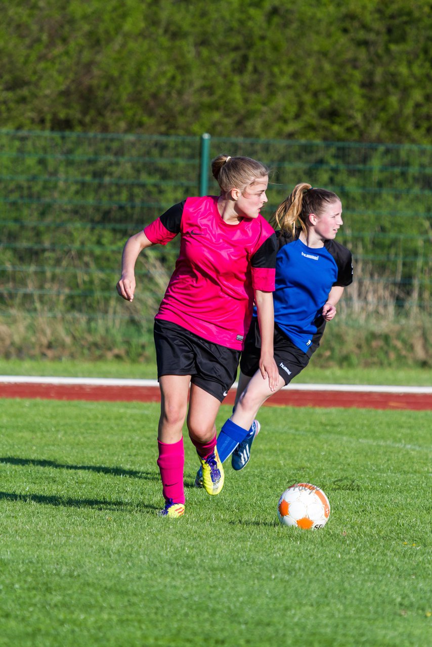 Bild 193 - B-Juniorinnen SV Wahlstedt - TSV Zarpen : Ergebnis: 11:0